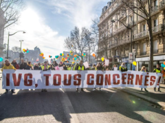 À Paris, la “marche pour la vie” a ras­sem­blé quelques mil­liers de manifestant·es anti-​IVG – jan­vier 2024