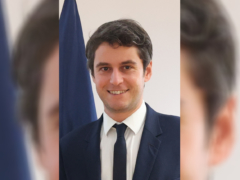 Gabriel Attal devient le pre­mier pre­mier ministre ouver­te­ment gay – jan­vier 2024