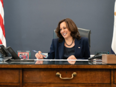 La vice-​présidente amé­ri­caine Kamala Harris”prête à ser­vir” son pays _​FEVRIER 2024