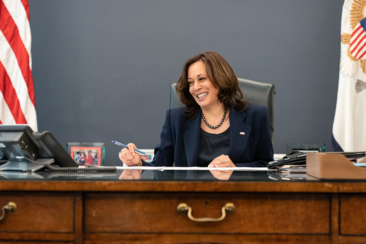 Lawrence Jackson wikidata Q102414330 Kamala Harris on the phone with Justin Trudeau